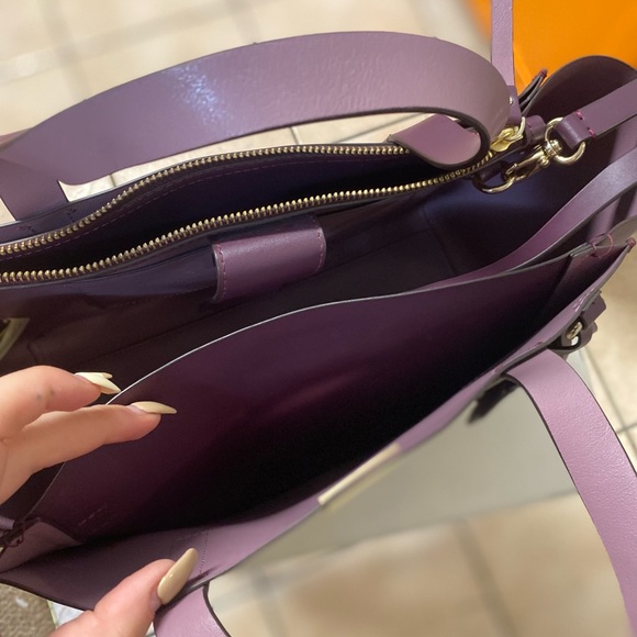 Match Kate Spade Purse/Wallet Set - Picture 10 of 13